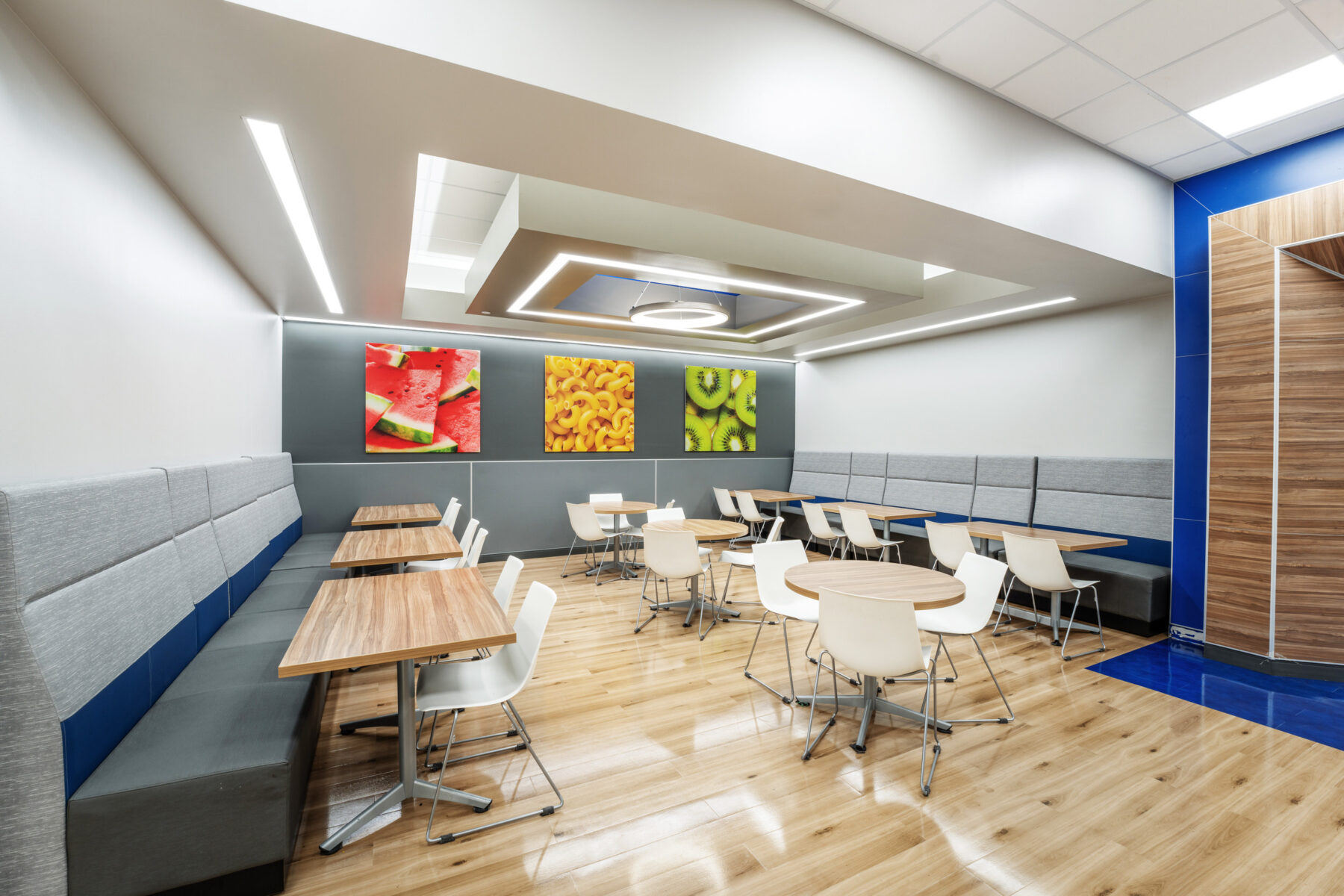 LowRes_UMC_Cafe_119
