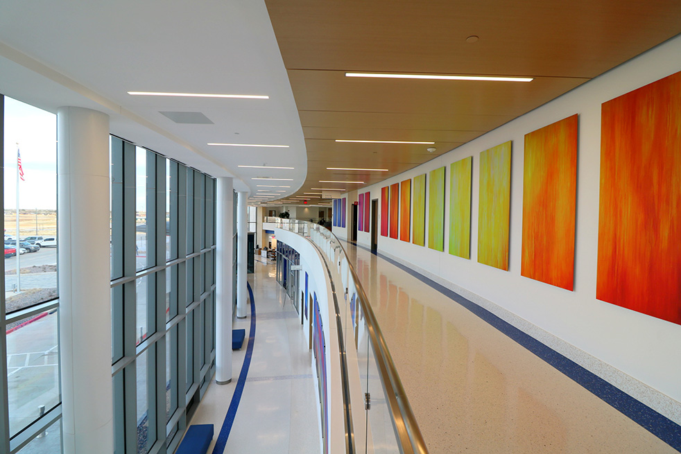 UMC HWH Main Corridor 01